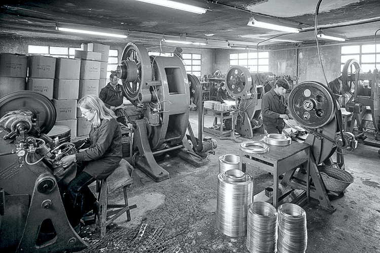 Taller 1970 Image